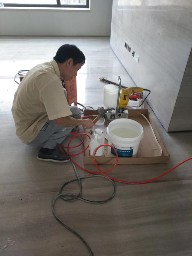 墙砖空鼓怎么灌浆视频教程(墙砖空鼓怎么灌浆视频教程全集) 墙砖空鼓怎么灌浆视频教程(墙砖空鼓怎么灌浆视频教程全集)